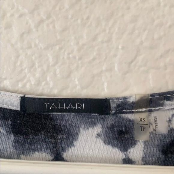 Tahari Ink Blot Sleeveless Blouse/ B&W/ XS - Picture 5 of 9